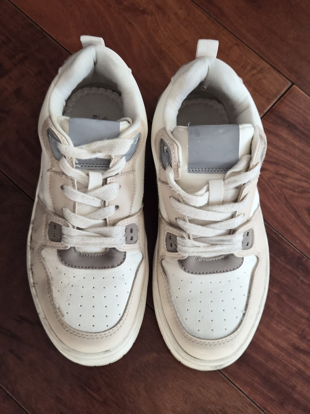 Call It Spring Nollie Vegan Neutral Chunky Platform Sneakers Size 5.5